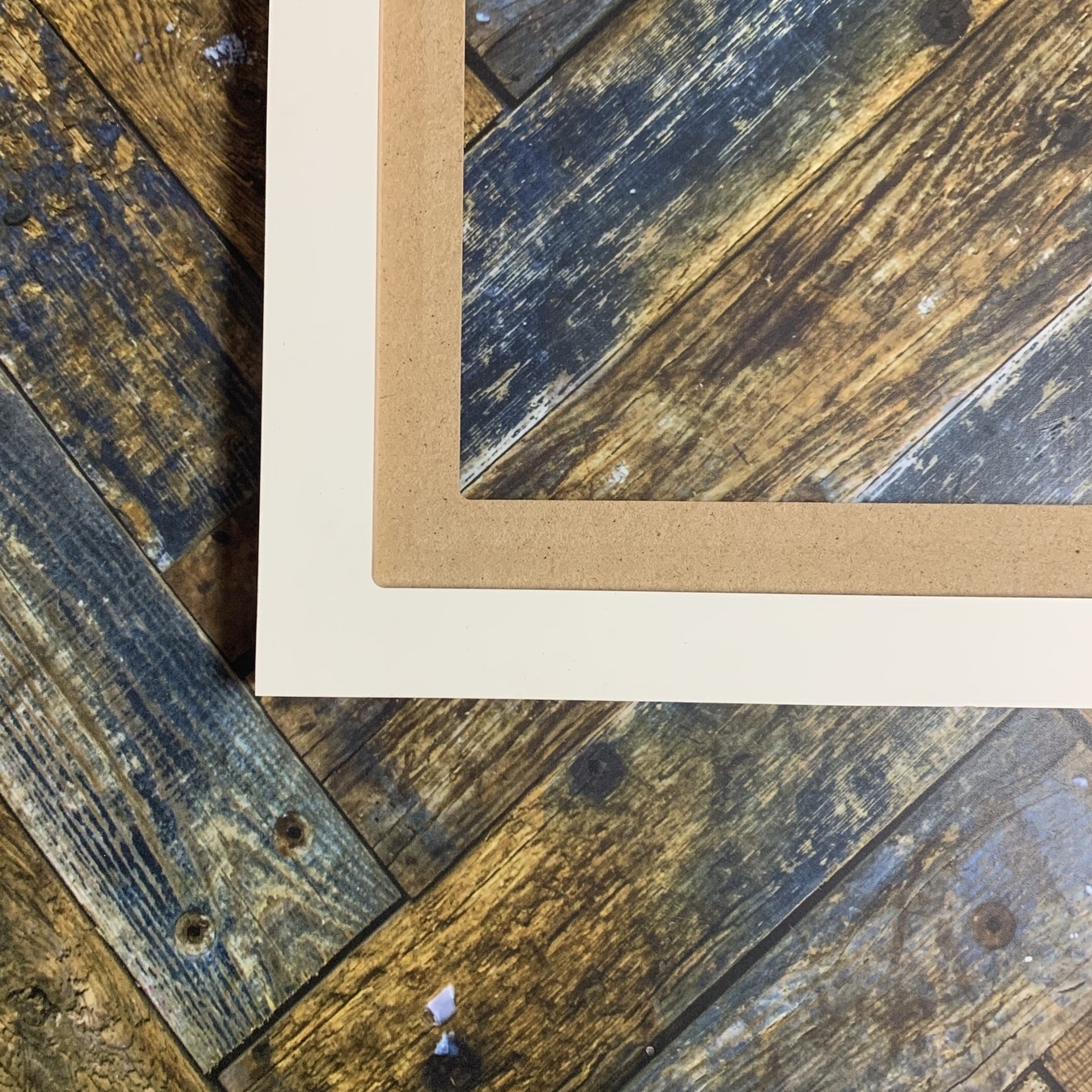 Багетные рамы квадратные