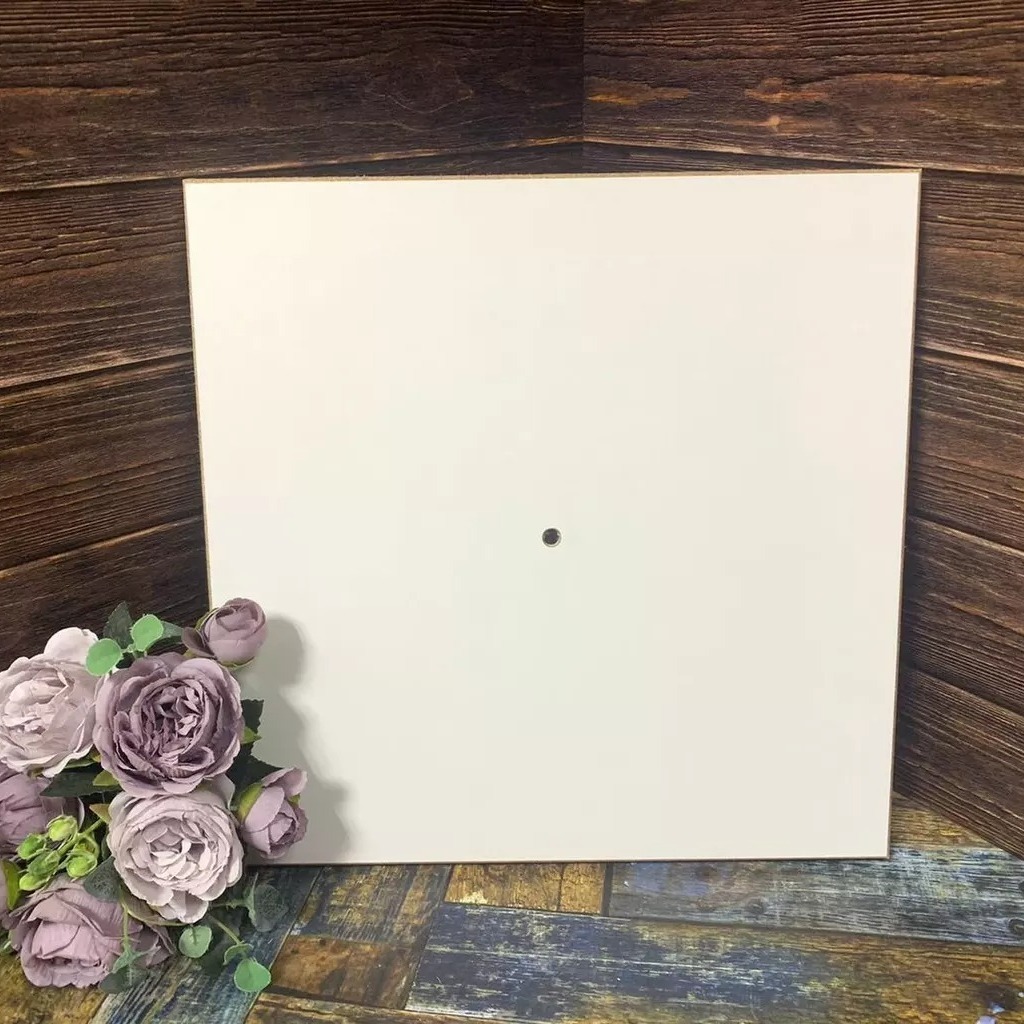 Часы с подрамником, квадратные